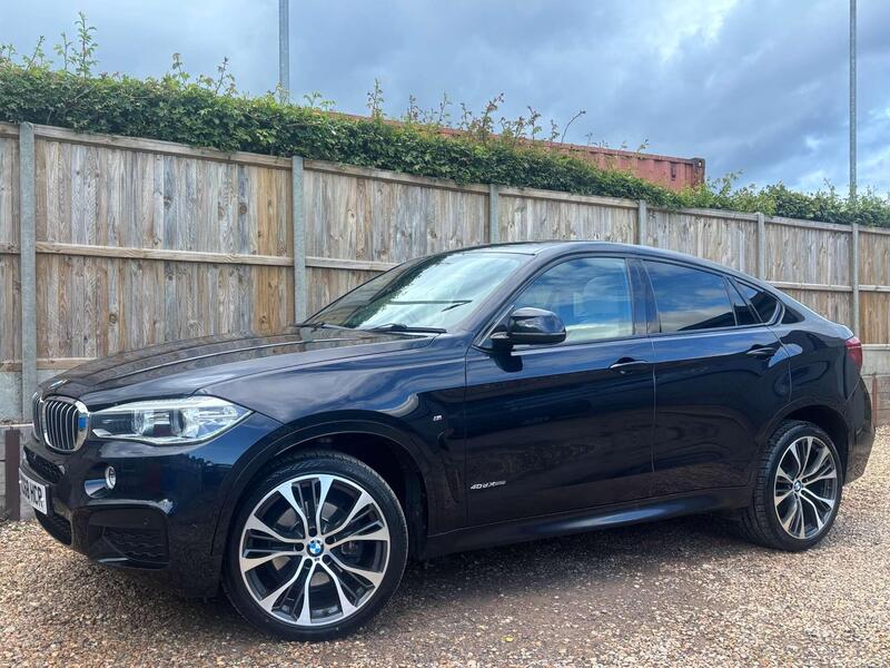 BMW X6 view 4