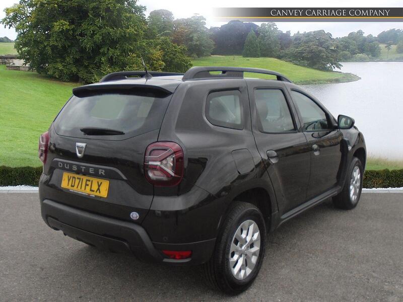 Dacia Duster view 3