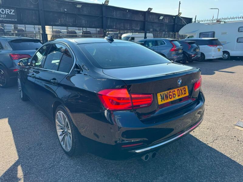 BMW 3 Series view 7