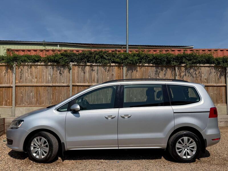 Volkswagen Sharan view 6