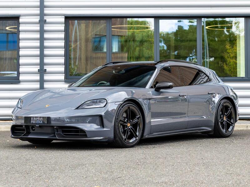 Porsche Taycan view 7