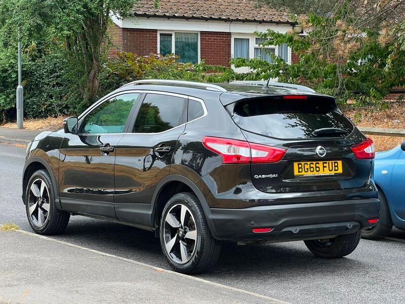Nissan Qashqai view 6