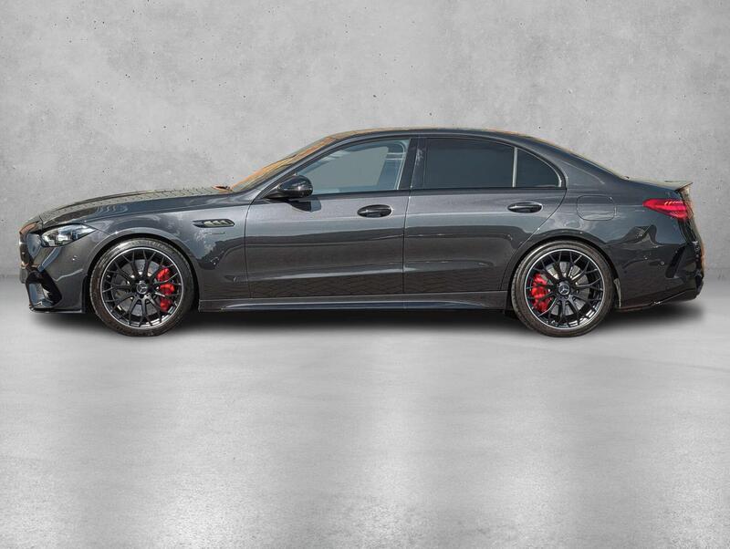 Mercedes-Benz C-Class view 4