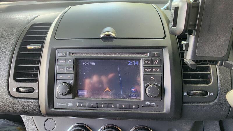 2010 Nissan Note — photo 22