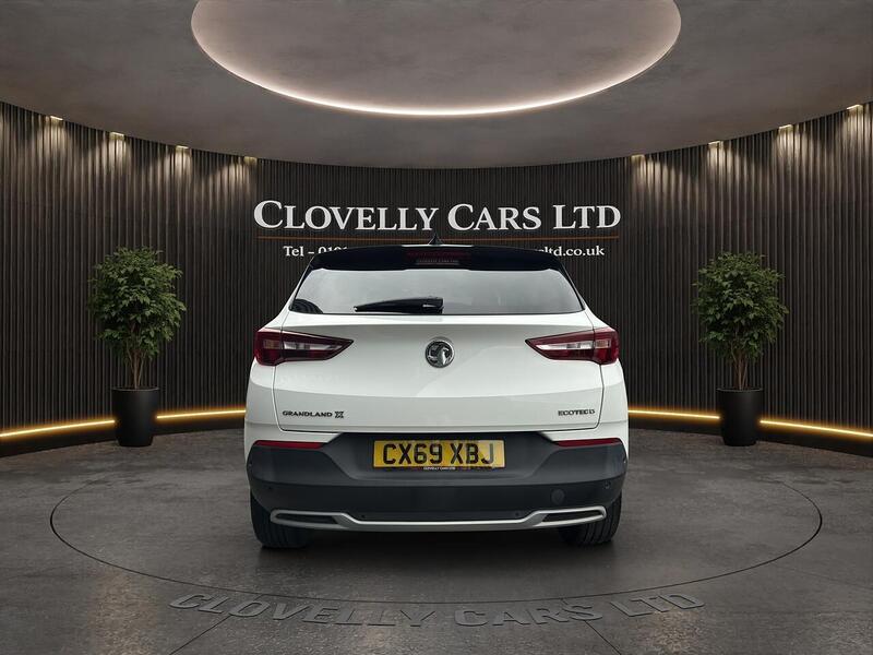 Vauxhall Grandland X view 4