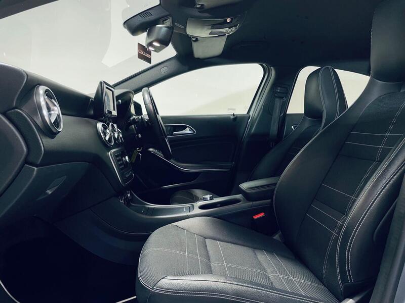 Mercedes-Benz A view 6