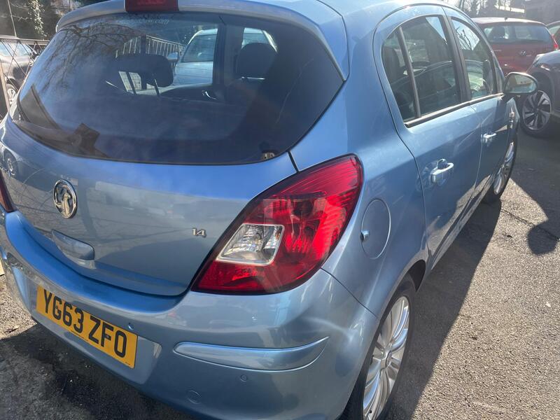 Vauxhall Corsa view 3