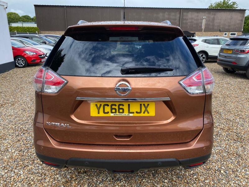 Nissan X-Trail view 6