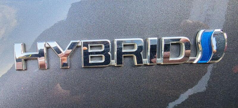 Toyota RAV4 2.5 VVT-h Excel CVT 4WD Euro 6 (s/s) 5dr thumbnail 41