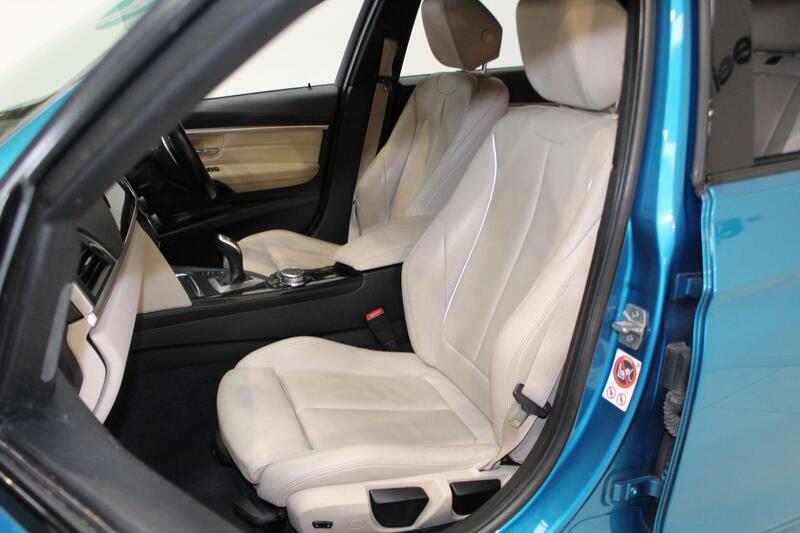 2016 BMW 3 Series in Blue — image 8 of 69