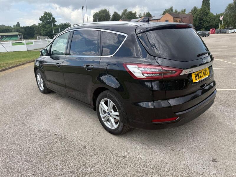 Ford S-Max view 5