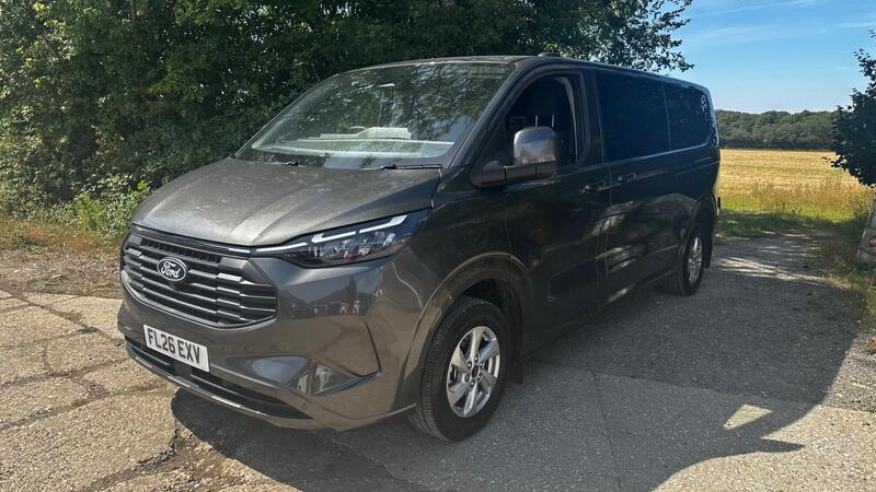 2026 Ford Transit Custom — photo 3