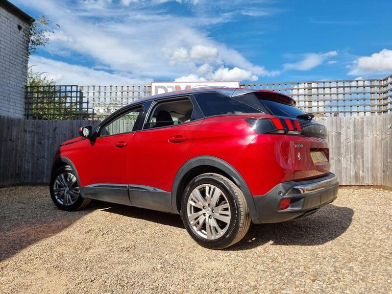 Peugeot 3008 view 4