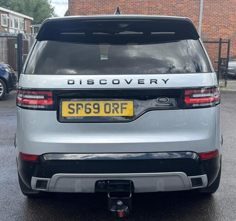 Land Rover Discovery 3 view 4