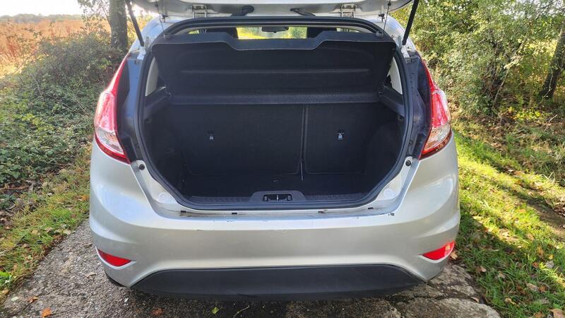 2015 Ford Fiesta — photo 10