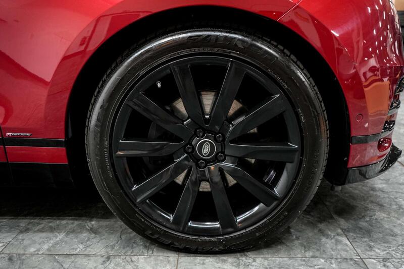 Land Rover Range Rover Velar view 6