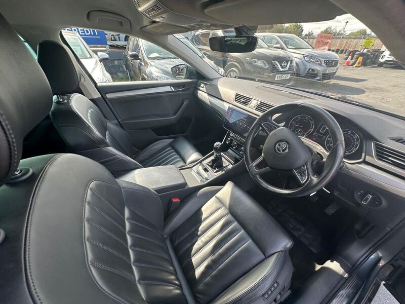 Skoda Superb view 2