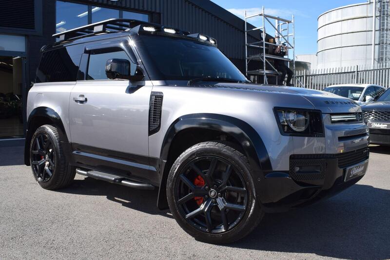 Land Rover Defender view 3