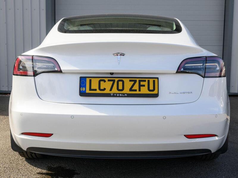 Tesla Model 3 view 7
