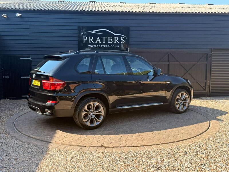 BMW X5 view 7