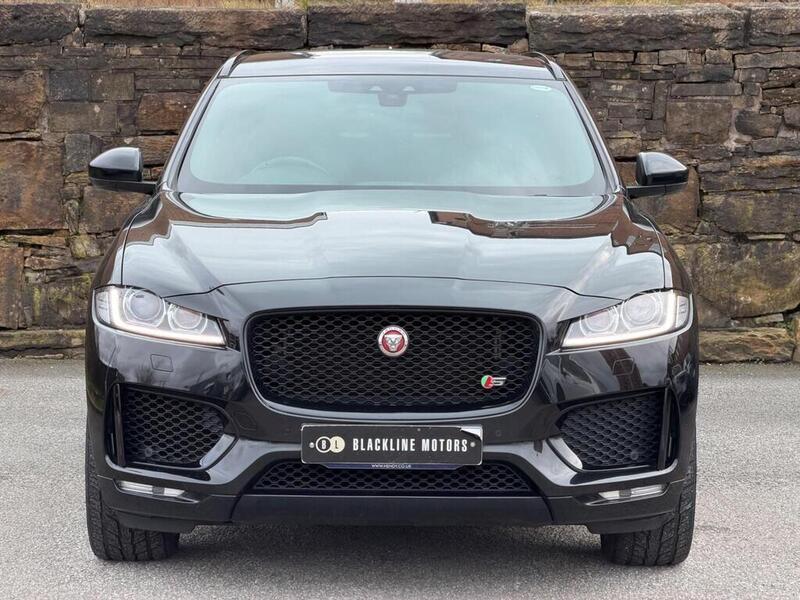 Jaguar F-Pace view 2