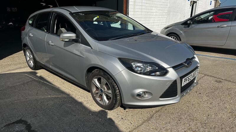 2013 Ford Focus 1.6 TDCi ECOnetic Zetec Euro 5 (s/s) 5dr