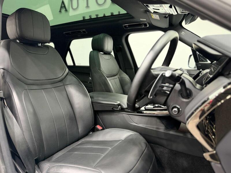 Land Rover Range Rover Sport view 2