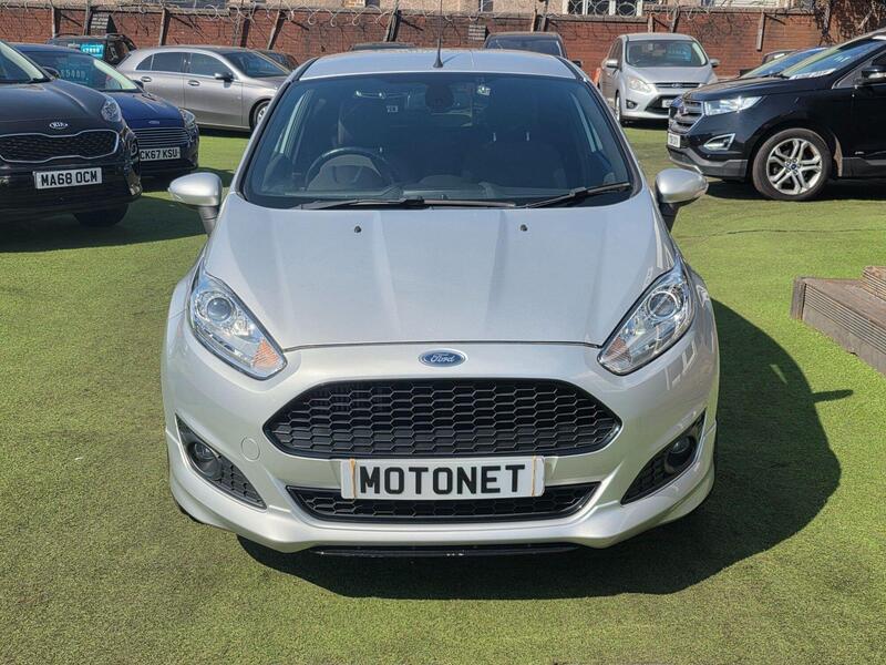 Ford Fiesta view 4