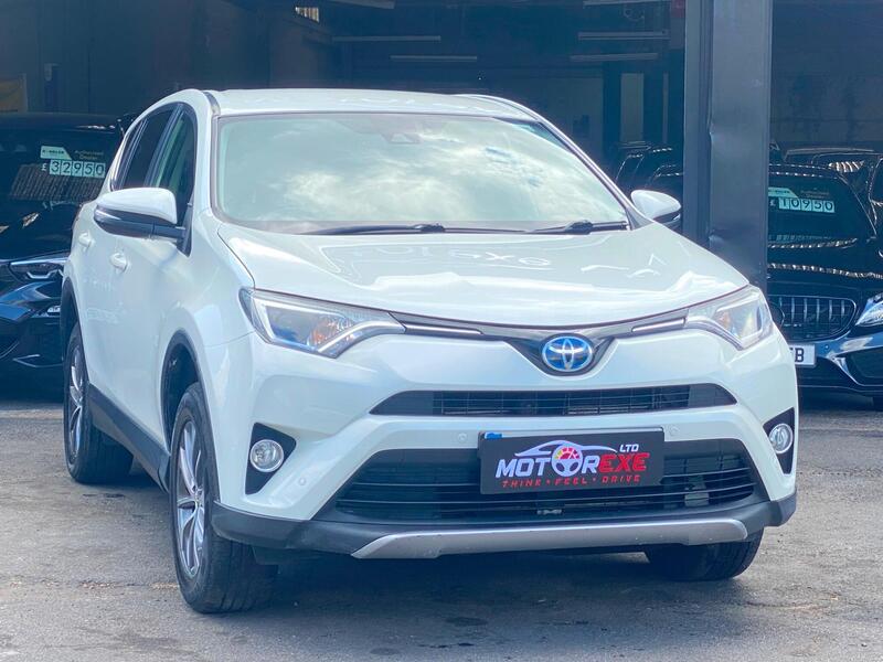 Toyota Rav4 view 2