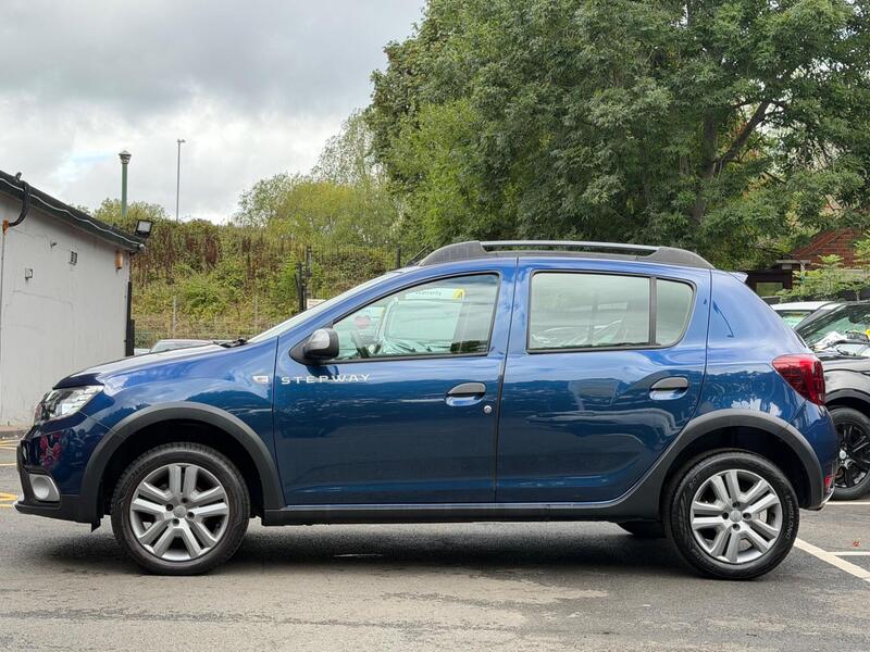 Dacia Sandero Stepway view 5