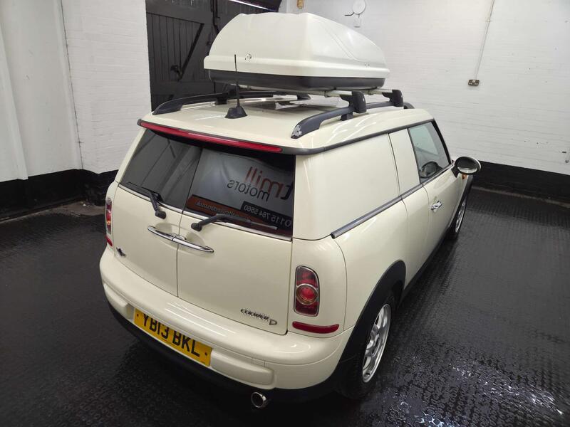 Mini Hatch view 6