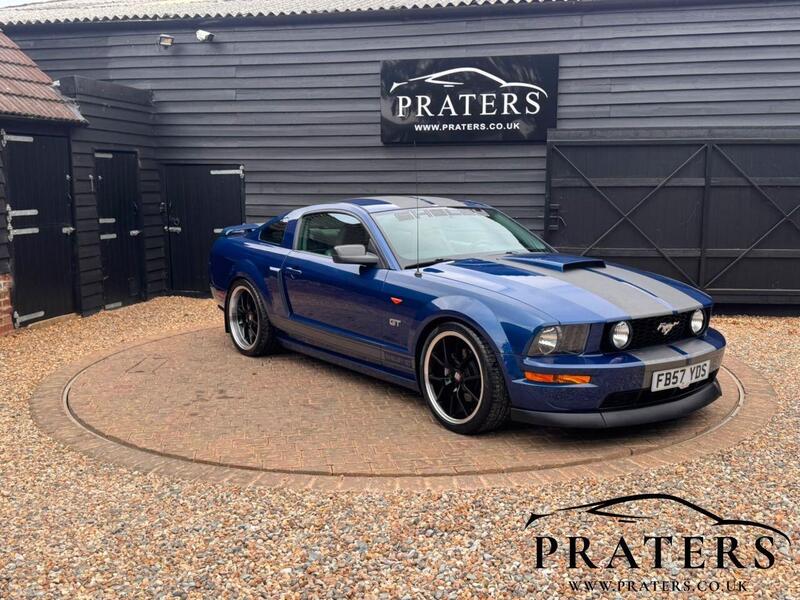 Ford Mustang main image