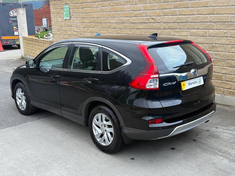 Honda CR-V view 3