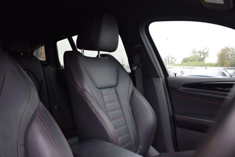 BMW X4 view 5