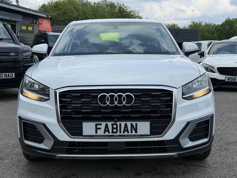 Audi Q2 view 4
