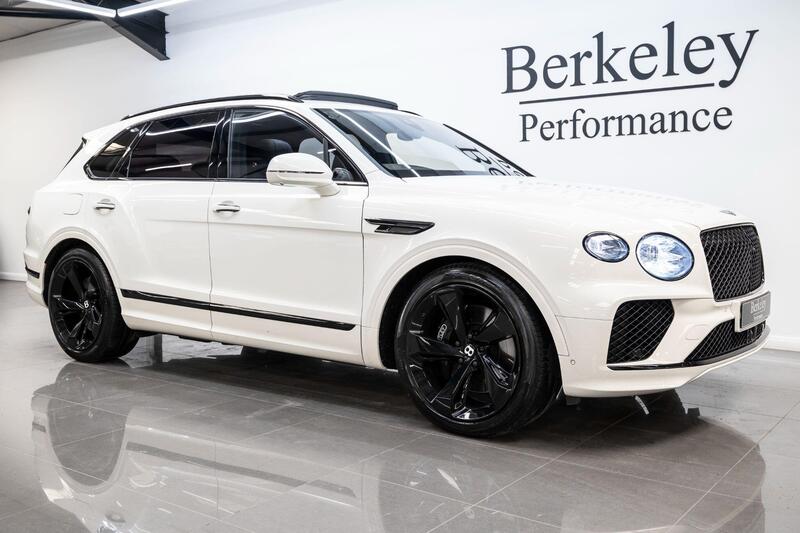 Bentley Bentayga view 6