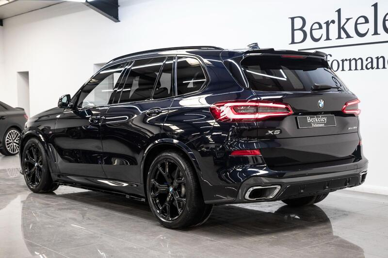 BMW X5 view 2