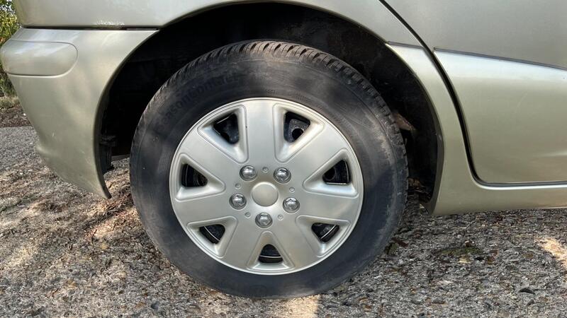 2005 Toyota Yaris Verso — photo 39