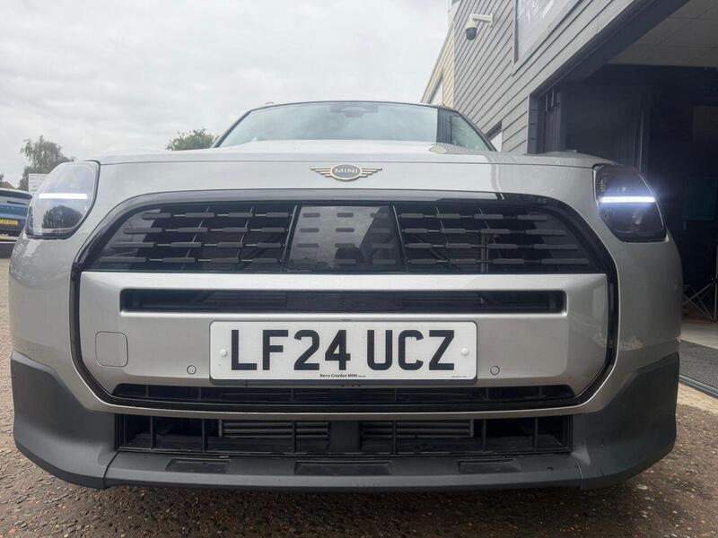 Mini Countryman view 5