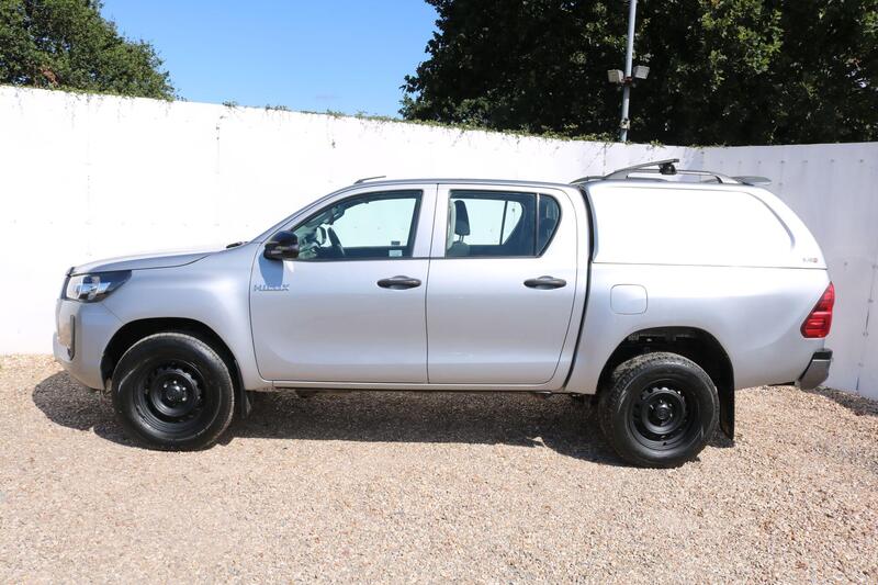Toyota Hilux view 3