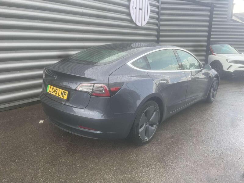 Tesla Model 3 view 3