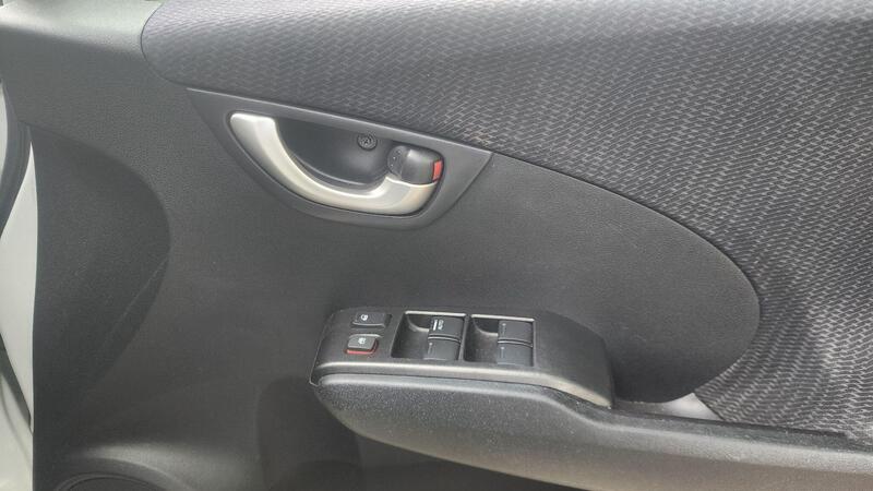 2014 Honda Jazz — photo 28