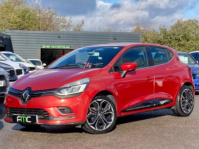 Renault Clio view 2