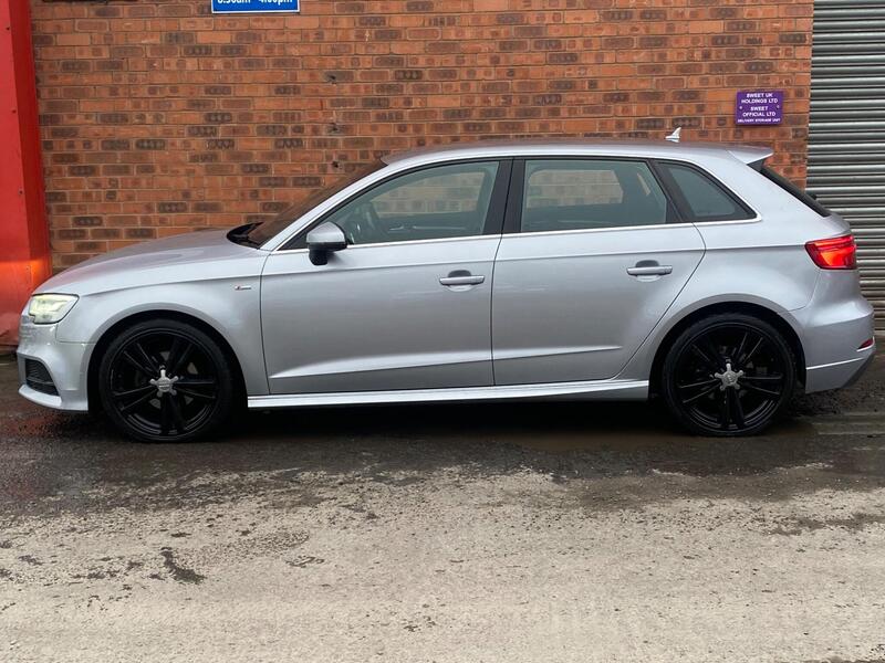 Audi A3 view 4