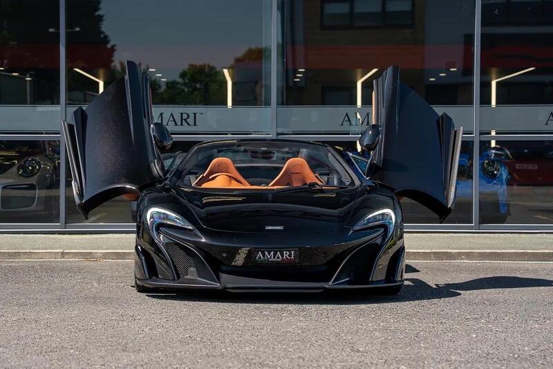 Mclaren 675LT view 6