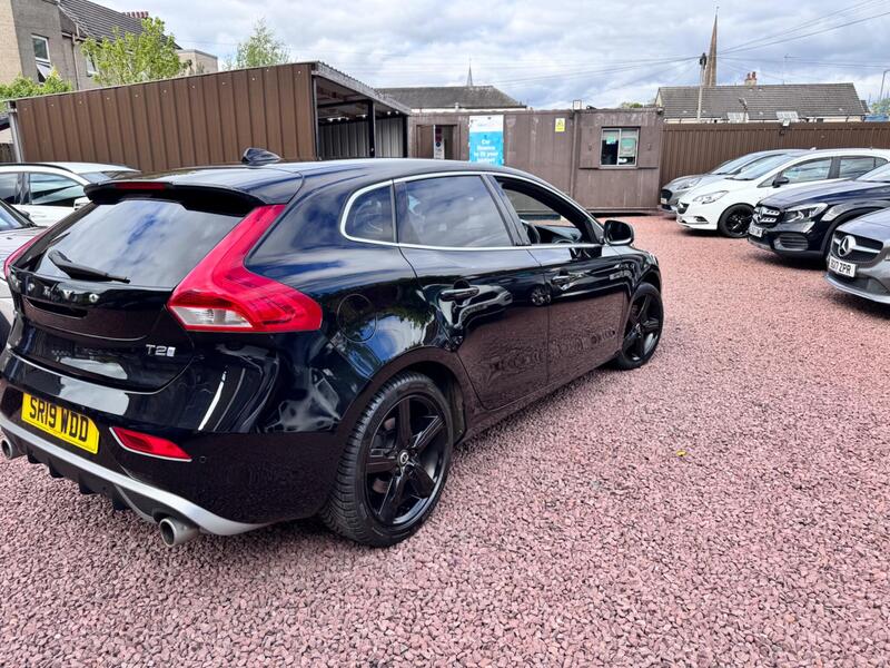 Volvo V40 view 7
