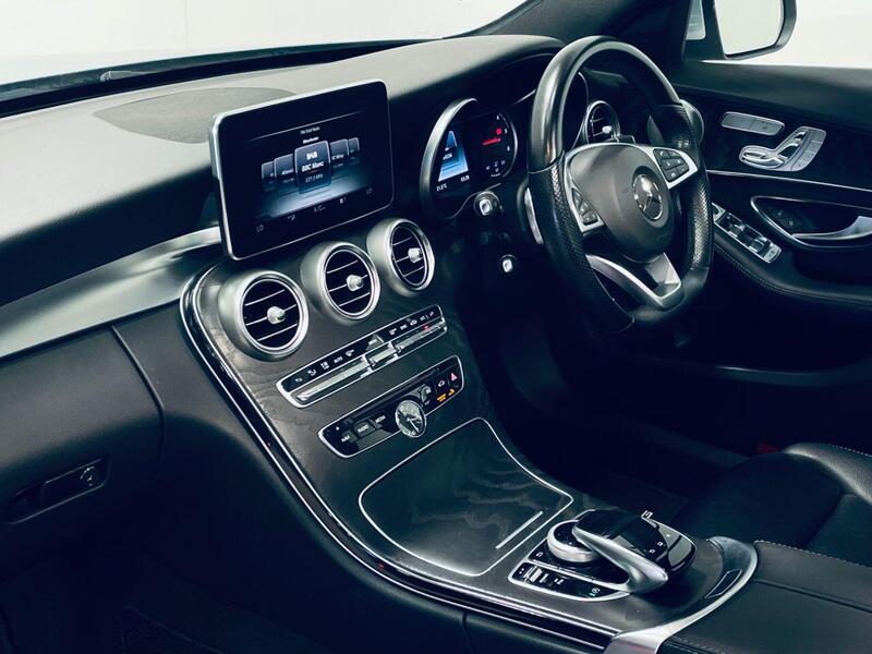 Mercedes-Benz C Class view 6