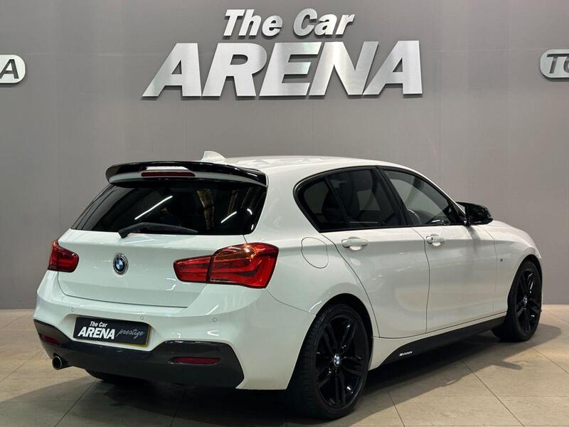 BMW 1 Series view 2