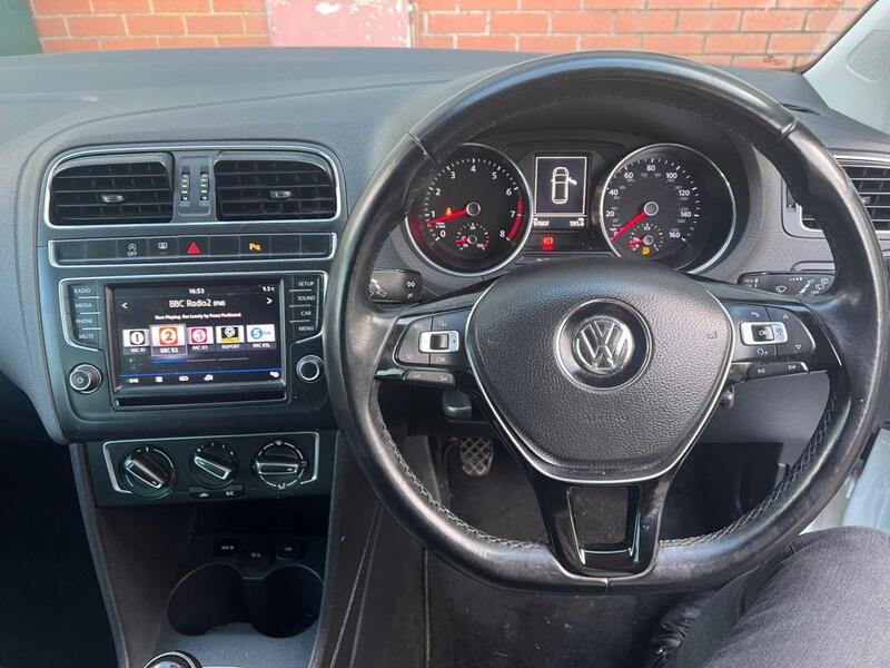 Volkswagen Polo view 19