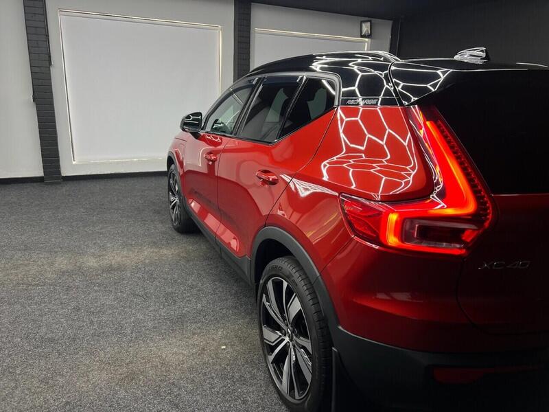Volvo XC40 view 6
